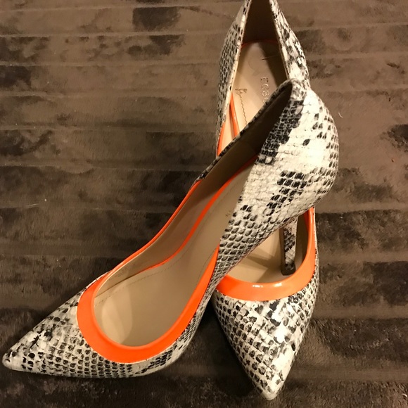 BCBGeneration Heels - Picture 2 of 3